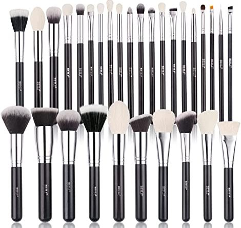 Why is MEU Cosmetics going among the top brands in makeup brushes?