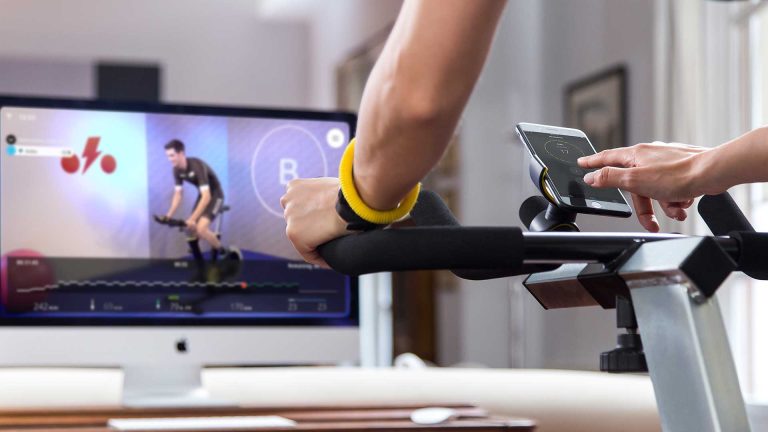 How to set up a home gym with a smart indoor bike
