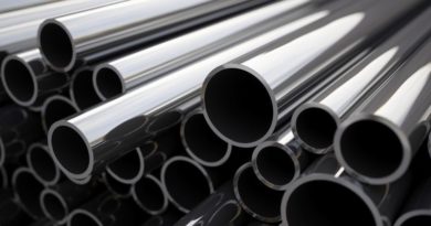 Difference between ERW Stainless and Seamless Steel Pipes