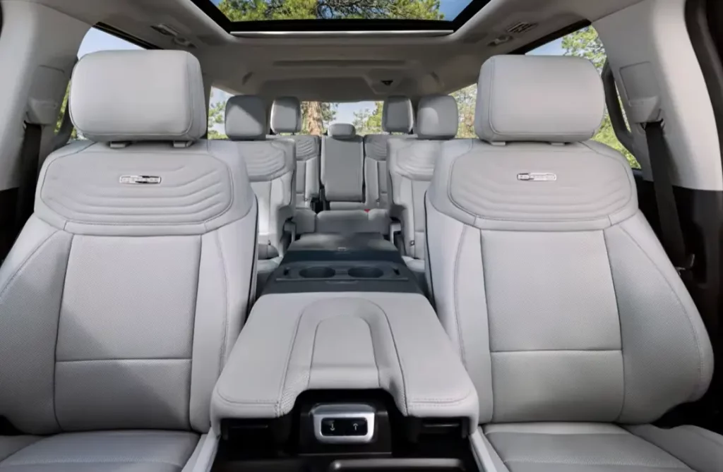 Ford Excursion 2024 Setting Space