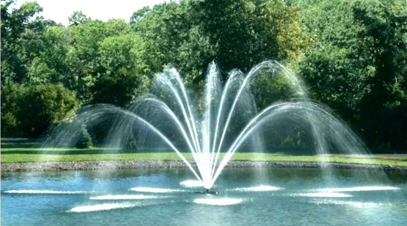 Helpful tips for buying a fountain for a pond