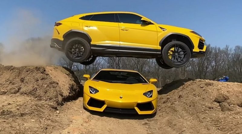 Lamborghini URUS vs. Aventador