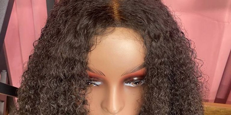 Why Glueless Lace Wigs Are a Game-Changer for Beginners