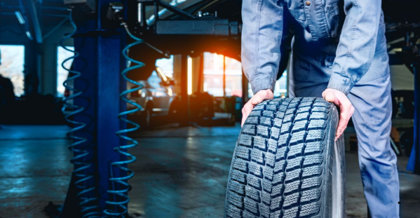 Why Buy Tires Online in the UAE with TyresCart? Convenience for the Busy Drivers