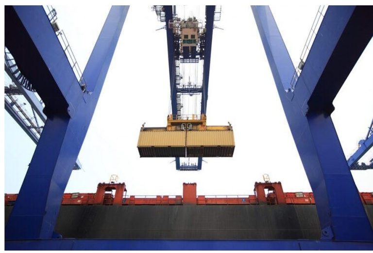 What Crane Services Are Available in Singapore & What to Expect