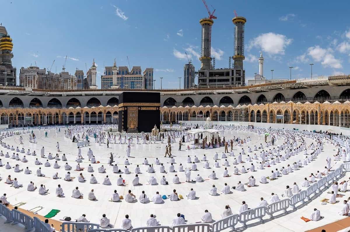 Umrah Packages Include Flights