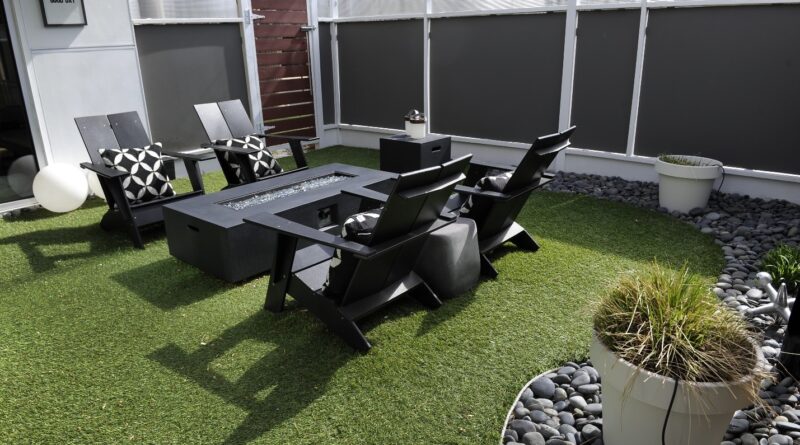 Using Artificial Grass for Home Lawns