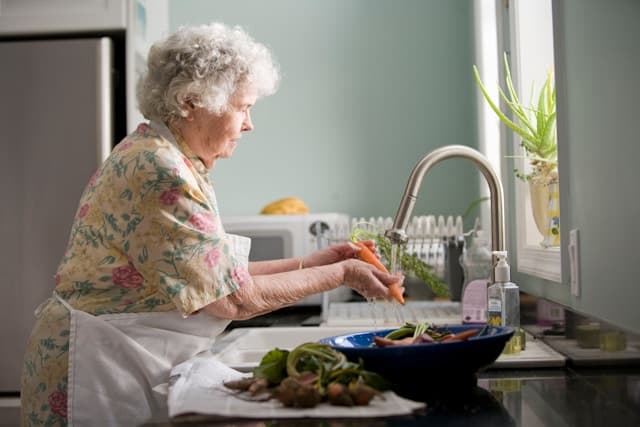 Top Dementia Care Centers: What Makes the Best Choice