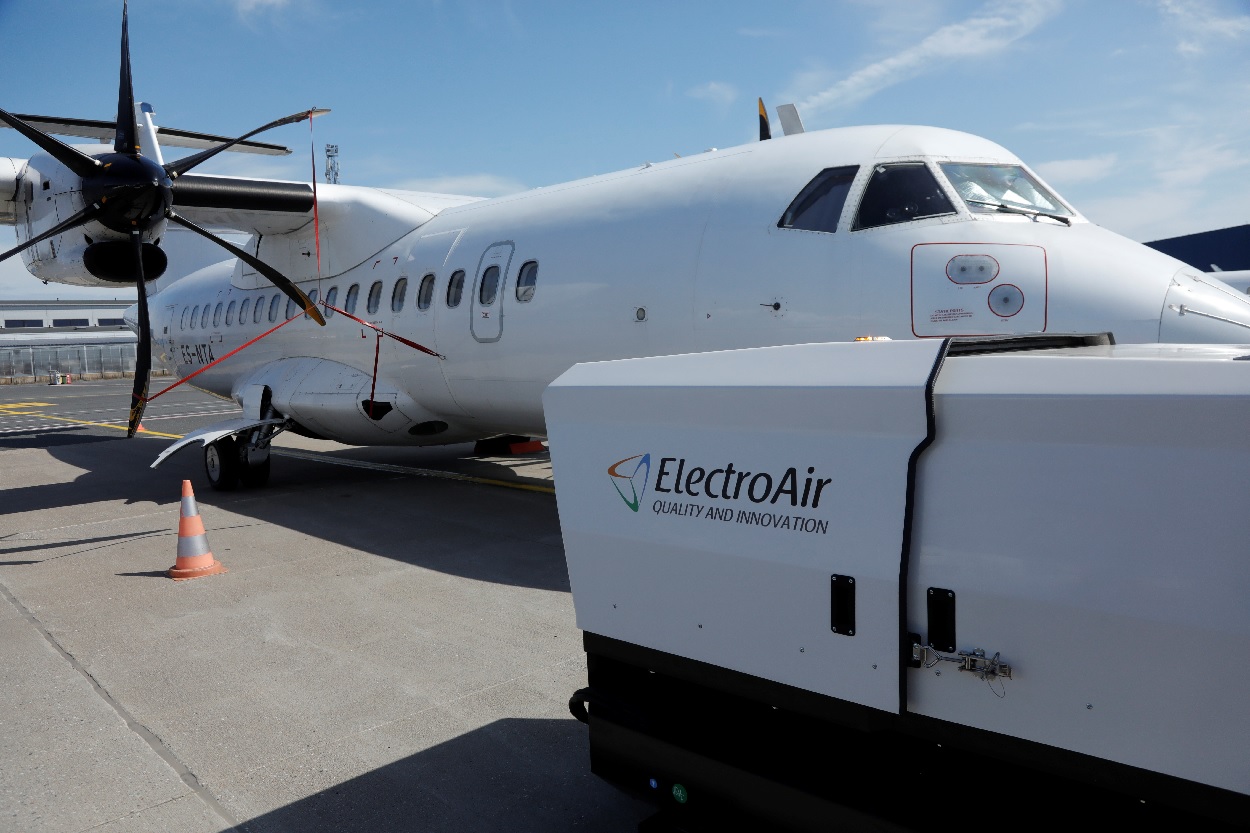 Why Compact GSE Design Matters in Crowded Airport Operations