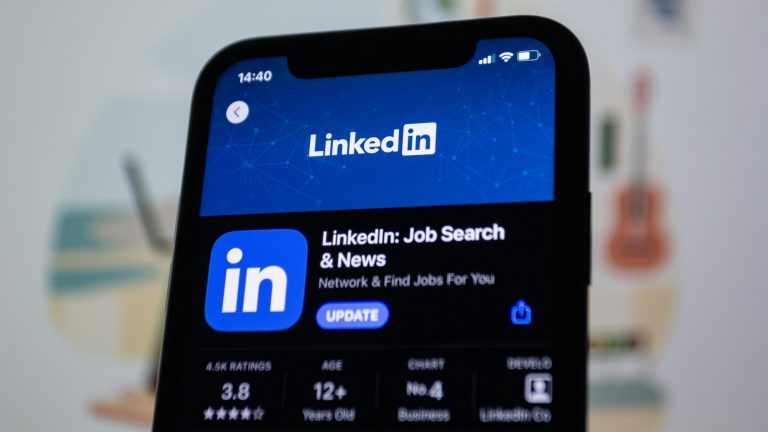 LinkedIn profile tips