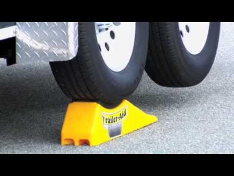 How to change a tire on a travel trailer?