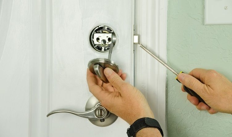 Things You Should Know Before Calling a Locksmith
