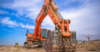 5 Advantages of Renting Commercial Construction Equipment