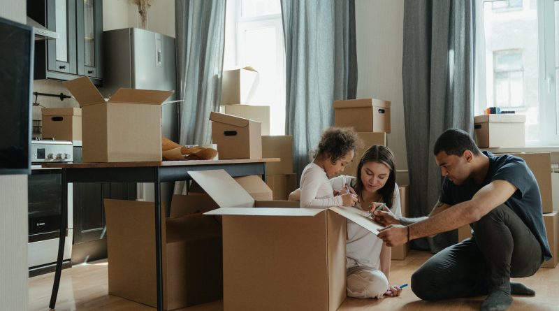 8 Simple Hacks to Make the Unpacking Process Easier for You