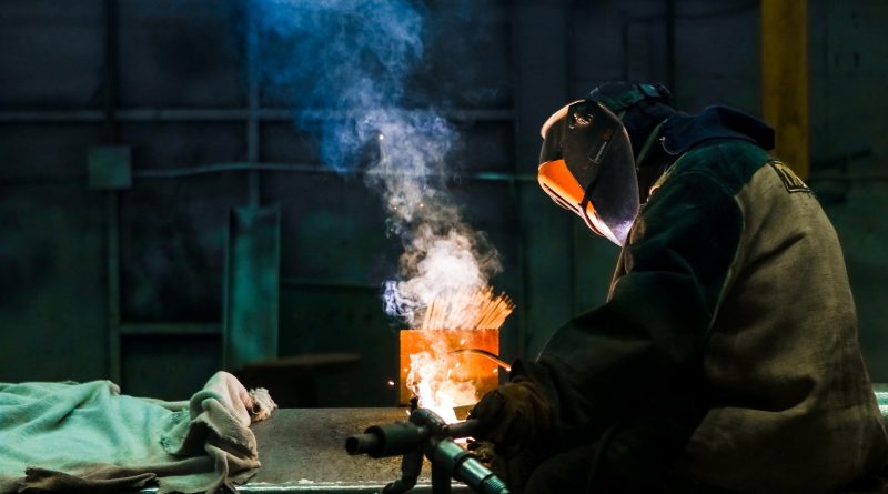 How to Choose the Best Welding Gloves to Meet Your Needs