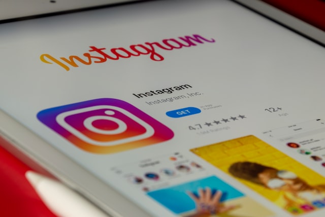 You can now buy Instagram comments, likes, and followers!