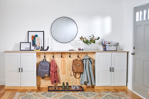 How to Keep Your Entryway Clutter Free All Year Round